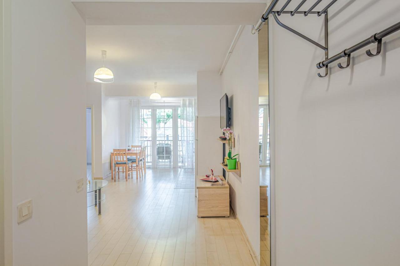 Opera Apart 2 Apartment Brasov Exterior photo